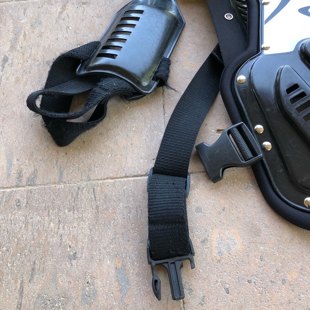 Fly Racing Chest Protector - Picture 11 of 16